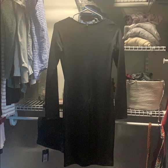Black long sleeve dress - Picture 4 of 4